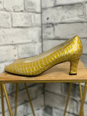 Vintage Thomas Wallace Pointy Toe Pumps 9.5 Gold Silver Metallic Patent Leather